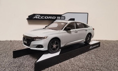 1/18 Dealer Edition Honda Accord (White) Hybrid Sport 10th Generation (2021-present) Diecast Car Model