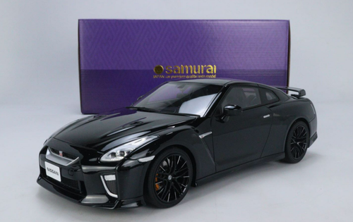 Amazon | 京商 1/18 日産 GT-R (R35) 2020 レッド | ミニカー