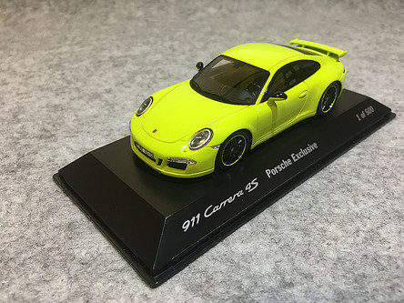 1/43 Spark Porsche Carrera 4S Porsche Exclusive (Yellow) Car Model