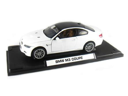 1/18 Motormax BMW E92 (2008-2013) M3 Coupe (White) Diecast Car Model