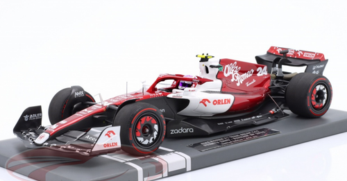 1/18 Minichamps 2022 Formula 1 Zhou Guanyu Alfa Romeo C42 #24 10th Bahrain  GP Car Model