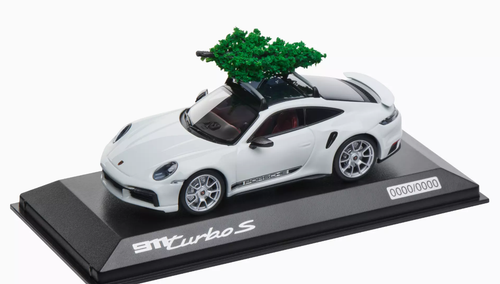 Custom LEGO Porsche 911 Turbo S (992) Review