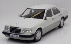 1/18 iScale 1989 Mercedes-Benz E-Class (W124) (Arctic White) Diecast Car Model