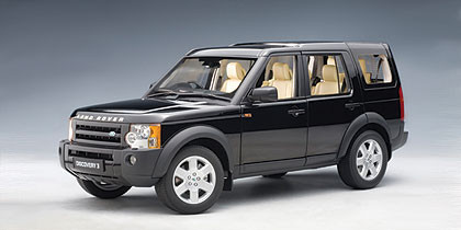 1/18 AUTOart 2005 Land Rover Discovery 3 (Black) Diecast Car Model