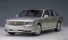 1/18 AUTOart Toyota Century Special Edition with Curtain (Silver) Car Model