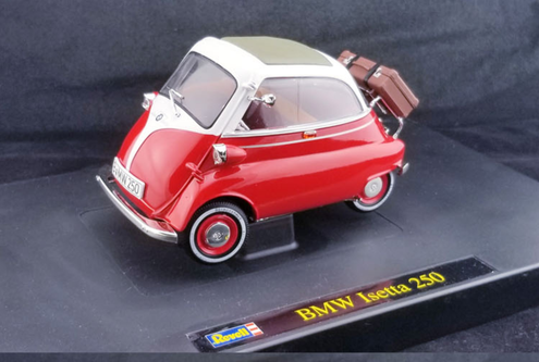 1/18 Revell BMW Isetta 250 (Red) Diecast Car Model - LIVECARMODEL.com