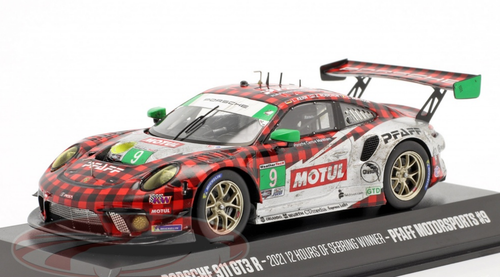 1/43 Spark 2021 Porsche 911 GT3 R Dirty Version #9 Class Winner