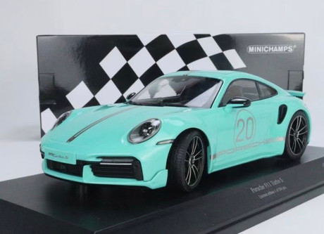 1/18 Minichamps 2021 911 (992) Turbo S Coupe Sport Design (Green