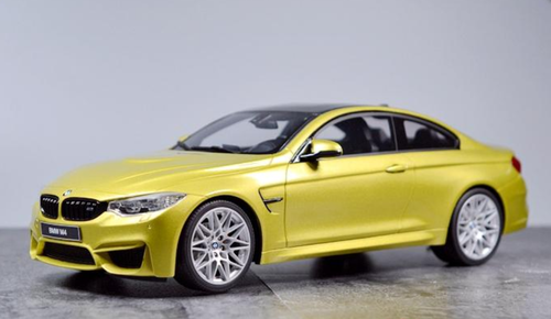 1/18 GT Spirit GTSpirit BMW F82 M4 Coupe Competition Package
