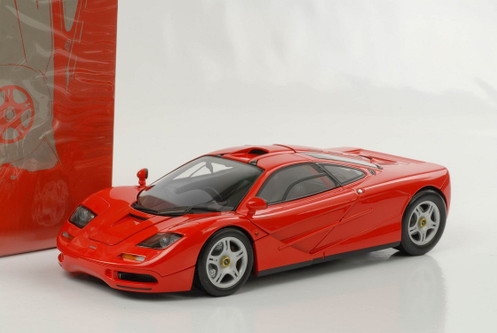 1/18 Minichamps McLaren F1 (Red) Diecast Car Model - LIVECARMODEL.com