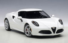 1/18 AUTOart Alfa Romeo 4C Hardtop (Gloss White) Car Model