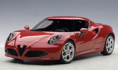 1/18 AUTOart ALFA ROMEO 4C Hardtop (ALFA RED) Diecast Car Model 70189