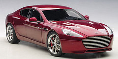 1/18 AUTOart 2015 Aston Martin Rapide S (Diavolo Red) Diecast Car Model