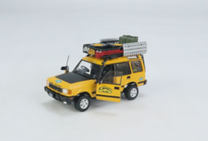 1/64 BM Creations Land Rover 1998 Discovery1 -Camel Version w/Accessory