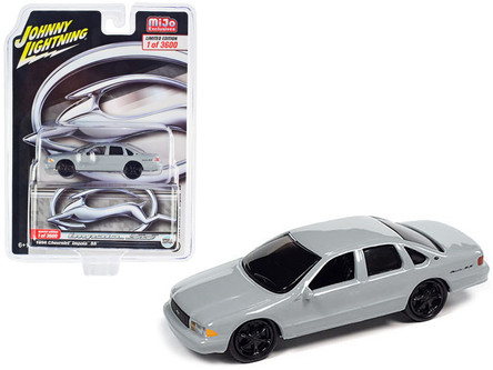 ジョニーライトニング 1996 シボレー　インパラ SS 1/64 1/64 Johnny Lightning 1996 Chevrolet Impala SS (Matte Grey