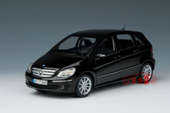 1/18 Dealer Edition Mercedes-Benz Mercedes B-Class B Class (Black) Diecast Car Model