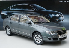 1/18 Dealer Edition B6 and B7 (Typ 3C; 2005–2015) Volkswagen VW Passat / Magotan (Grey) Diecast Car Model