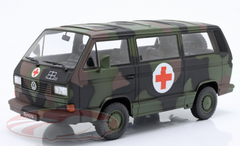 1/18 KK-Scale 1987 Volkswagen VW T3 Bus Syncro Armed Forces Ambulance Camouflage Car Model