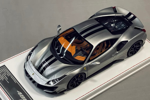 ジーニー 1/18 Dino Model Ferrari 488 Pista (Silver Grey with Black Stripes