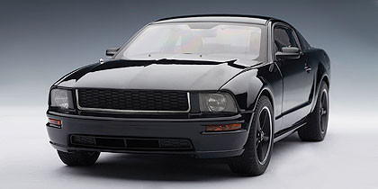 1/18 AUTOart 2008 Ford Bullitt Mustang GT (Black) Diecast Car