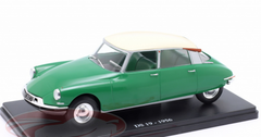 1/24 Ixo 1956 Citroen DS 19 (Green) Car Model