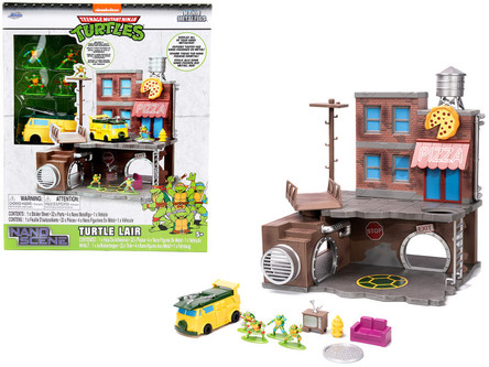 ミニカー NANO SCENE TMNT TURTLE LAIR W/4 FIGURES TMNT Turtle Lair Diorama Set with 1.65