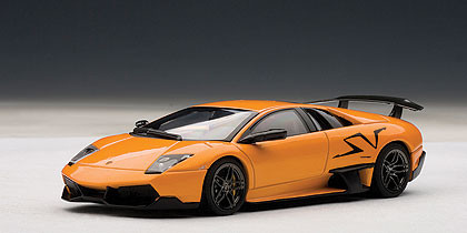 1/43 AUTOart LAMBORGHINI MURCIELAGO LP670-4 SV - ARANCIO ATLAS