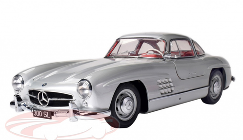 1/8 Ixo 1954-1957 Mercedes-Benz 300 SL Gullwing (W198) (Silver