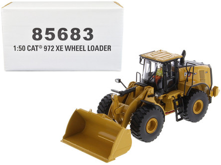 CAT Caterpillar 972 XE Wheel Loader Yellow with Operator 