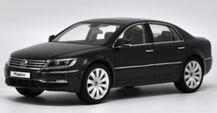 1/18 Kyosho Volkswagen VW Phaeton (Dark Grey Black) Diecast Car Model