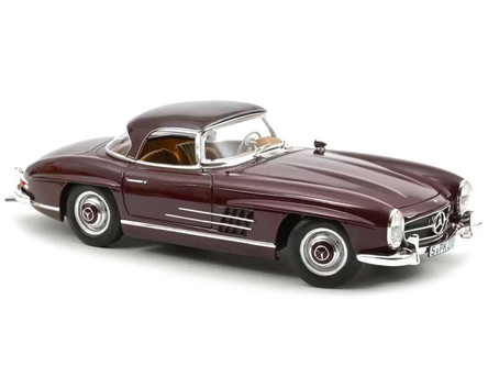 Mercedes-Benz 300SE レッド 1/18 1/18 Minichamps 1971 Mercedes-Benz 300 SEL 6.8 Team AMG 24H