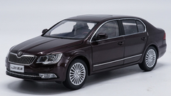 1/18 Dealer Edition Skoda New Superb (Wine Red) Diecast Car Model