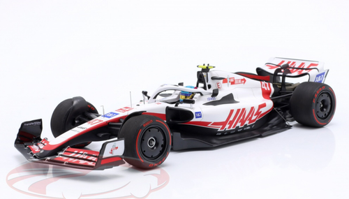 1/18 Minichamps 2022 Formula 1 Mick Schumacher Haas VF-22 #47