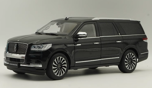 AUTOART 1/18 Lincoln Navigator Black #72762 In Box