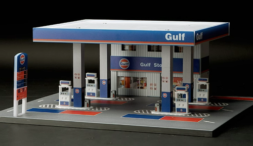 ミニカー American Diorama 1:24 Gas Station Dioram American Diorama Buildings - Gas Station Diorama w/ Working Light