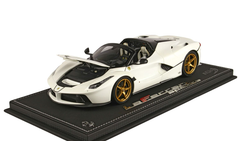 1/18 BBR Ferrari LaFerrari Aperta (White with Gold Wheels) Juventina Tailor Made Resin Car Model Limited 74 Pieces