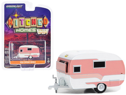 ＣＱT 1958 Catolac DeVille Travel Trailer Pink and White 