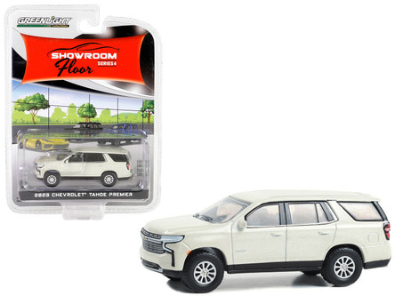 Chevrolet Tahoe Ls 2023 Roja Greenlight 1/64 | Meses sin interés