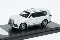 1/64 LCD Model Lexus LX600 Silver Diecast Car Model