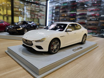 1/18 BBR Maserati Ghibli SQ4 S Q4 (White) LHD Resin Car Model