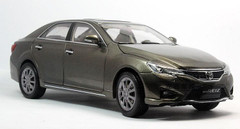 1/18 Toyota Reiz (Grey/Champagne)