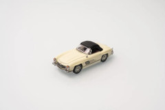 1/64 GFCC Mercedes-Benz 300SL Roadster Soft Top (Cream Beige) Diecast Car Model