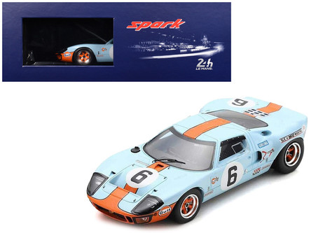 1/18 Spark 1966 Ford MK 2 No.2 Winner 24H Le Mans B. McLaren - C