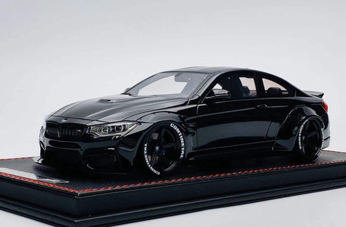 【希少美品】 M4 クーペ F82 1/18 特注モデル 黒 ブラック 1/18 GT Spirit BMW F82 M4 CS M4CS (Black) Resin Car Model