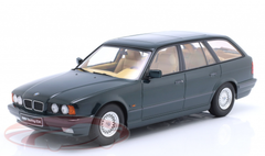 1/18 Triple9 1996 BMW 5 Series E34 Touring (Oxford Green Metallic) Diecast Car Model