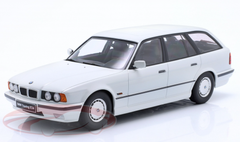 1/18 Triple9 1996 BMW 5 Series E34 Touring (Alpine White) Diecast Car Model