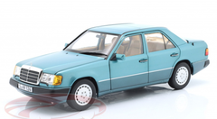 1/18 Dealer Edition 1989-1993 Mercedes-Benz 230E (W124) (Beryl Blue Metallic) Diecast Car Model