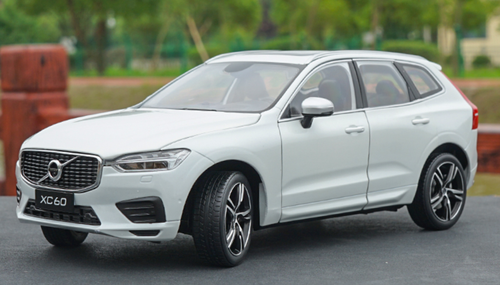 1/18 Dealer Edition Volvo XC60 R-Design Sport (White) (2018