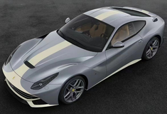 1/18 HH Model Ferrari F12 Berlinetta Grigio Alloy/Bianeo AvorioStripe (70th Anniversary Commemorative)