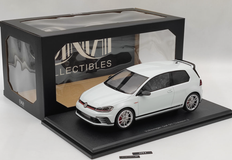 1/18 DNA Collectibles 2017 Volkswagen VW Golf VII GTi Clubsport S (White) Car Model